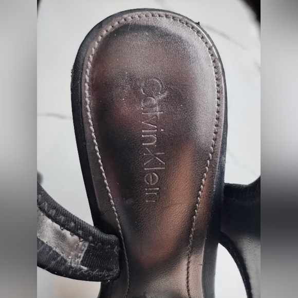 Calvin Klein Sandals Size 6 - Picture 3 of 5